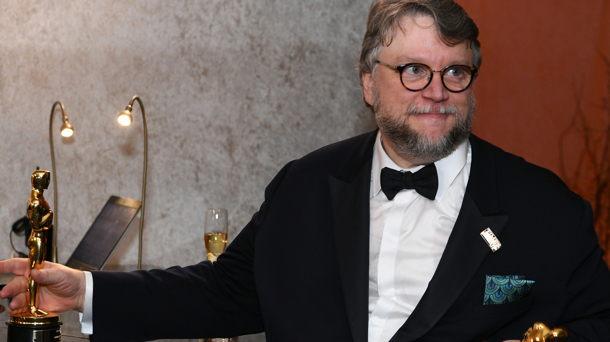 ‘I am an immigrant’: Guillermo del Toro makes a powerful acceptance speech at Oscars