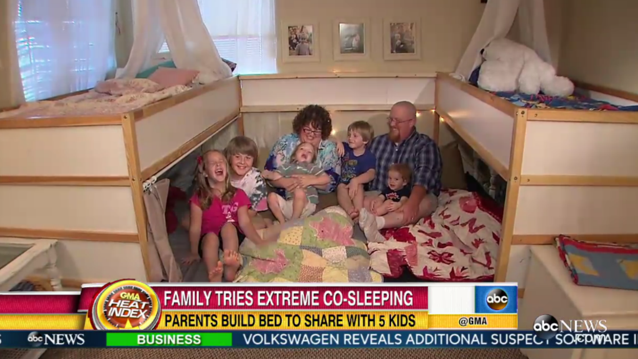 This family's seven-person bed looks like a nightmare to be honest