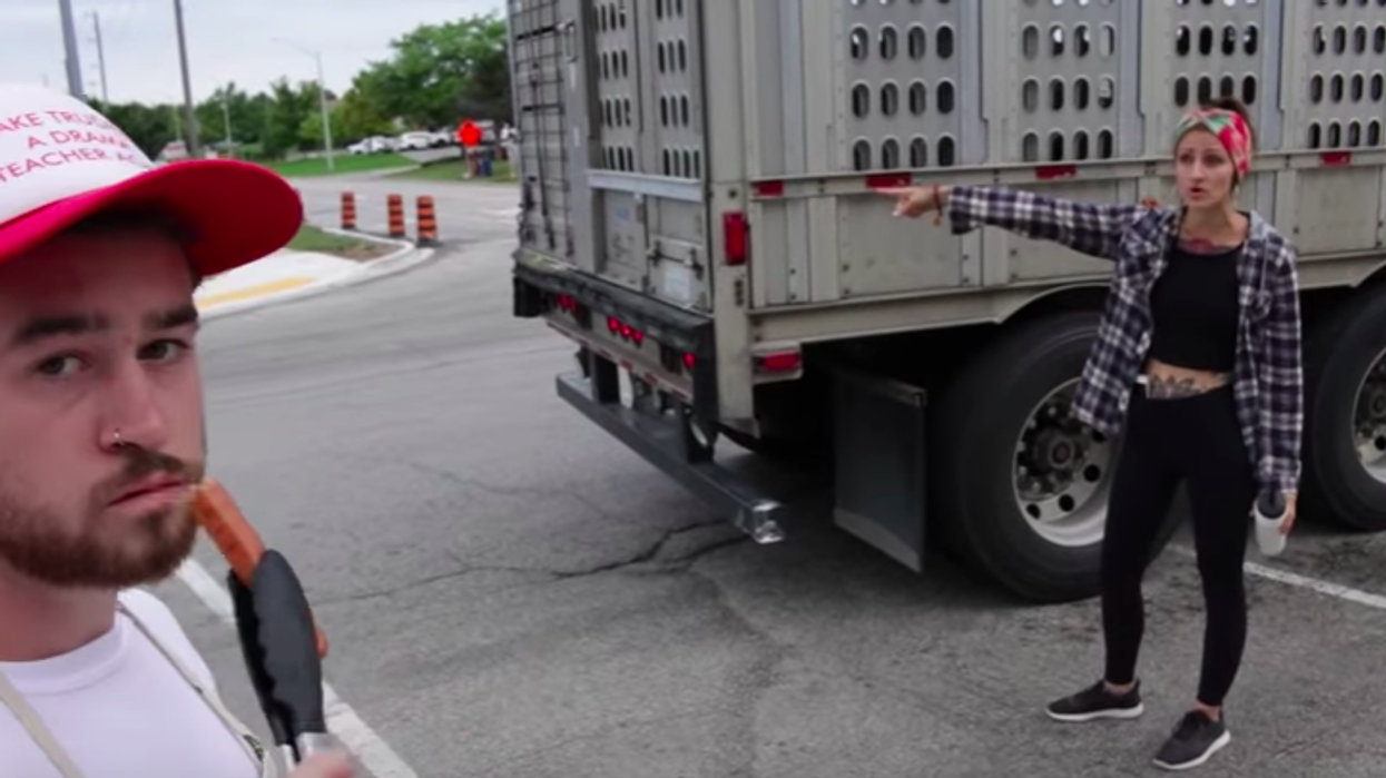 Man trolls animal rights protestors by setting up a barbecue outside their 'pig vigil'
