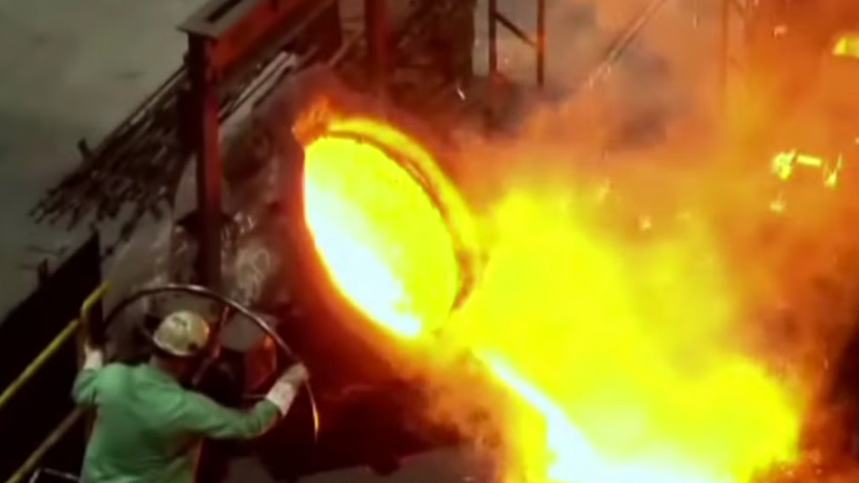 Worker split in half during Illinois molten iron foundry disaster