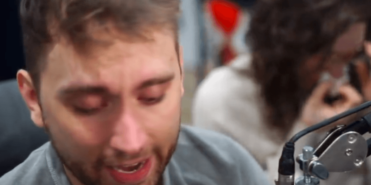 Reddit Icon Altered Atrioc gives tearful apology after being caught paying for deepfakes ...