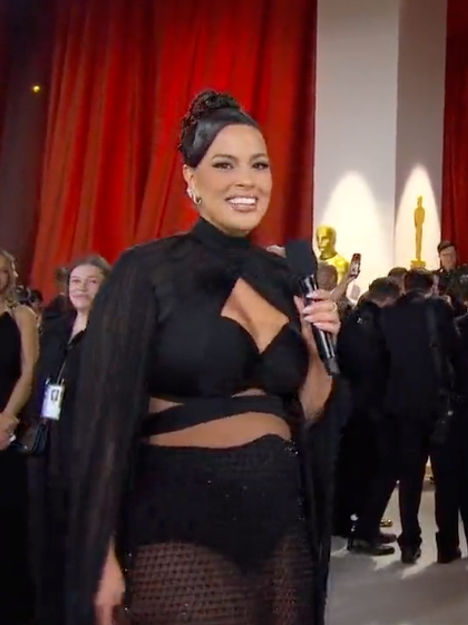 Ashley Graham responds to 'rude' Hugh Grant interview with her mama's advice