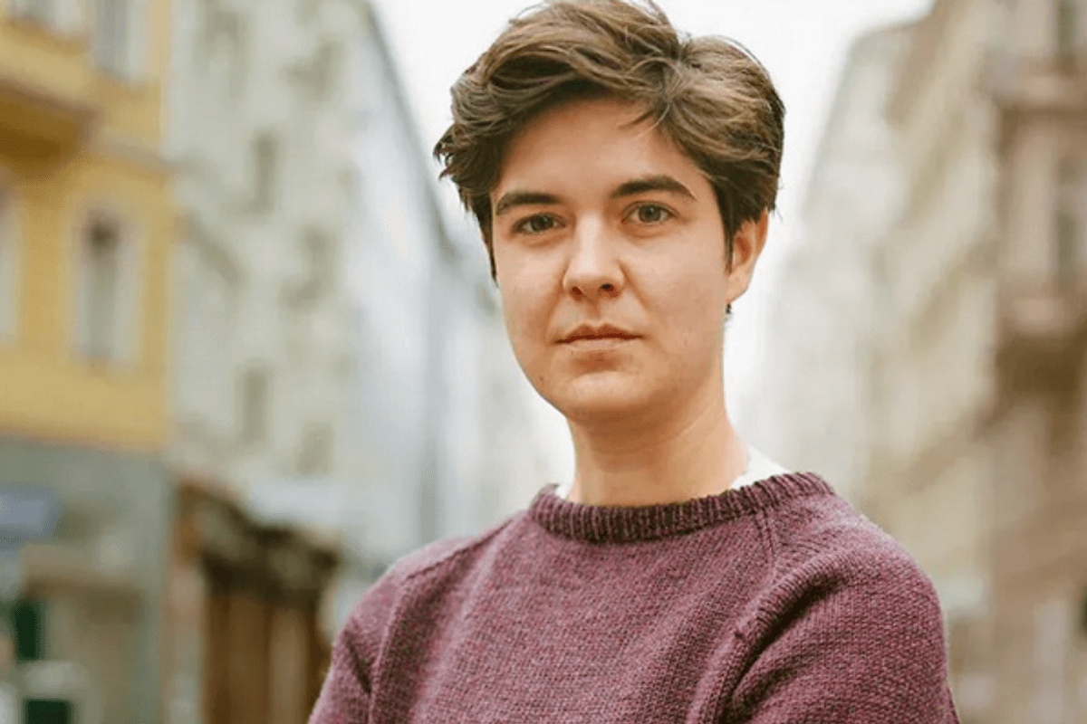 Millionaire heiress on the hunt for strangers to give away her £21.5m inheritance