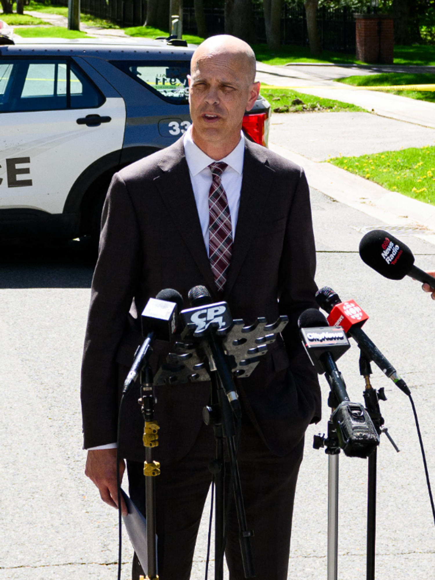 Toronto police share update following Drake house shooting