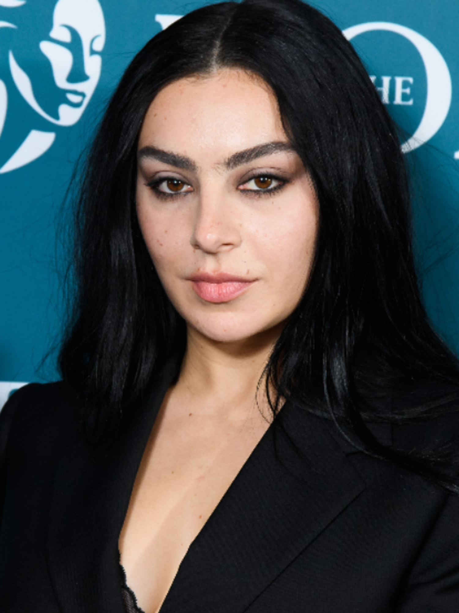 Charli XCX backs Kamala Harris as presidential candidate