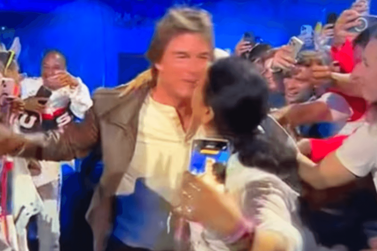 A woman forcibly kissed Tom Cruise at the Olympic closing ceremony. Now it has sparked a consent debate
