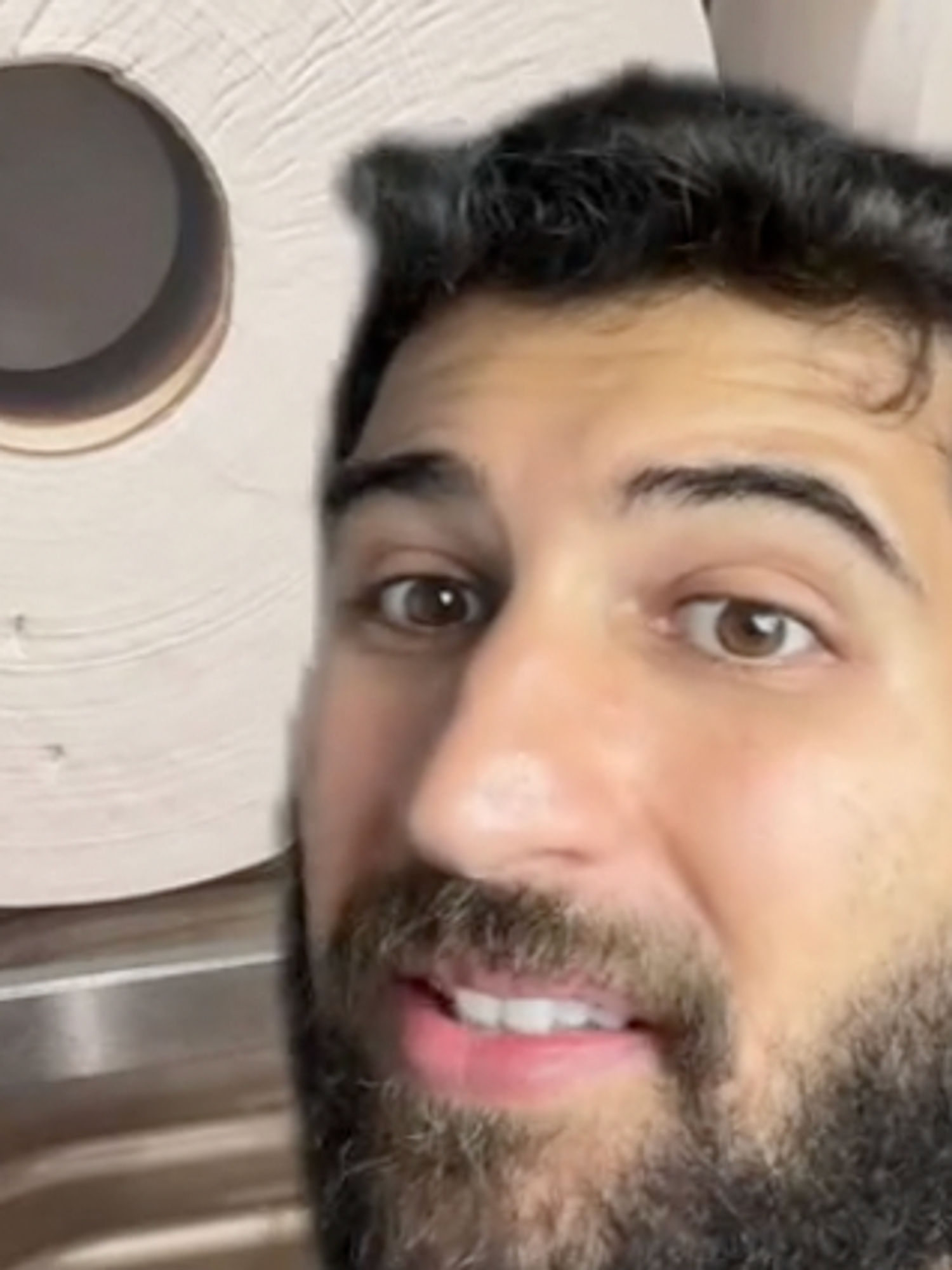 Doctor reveals why you should always check the toilet paper in public bathrooms