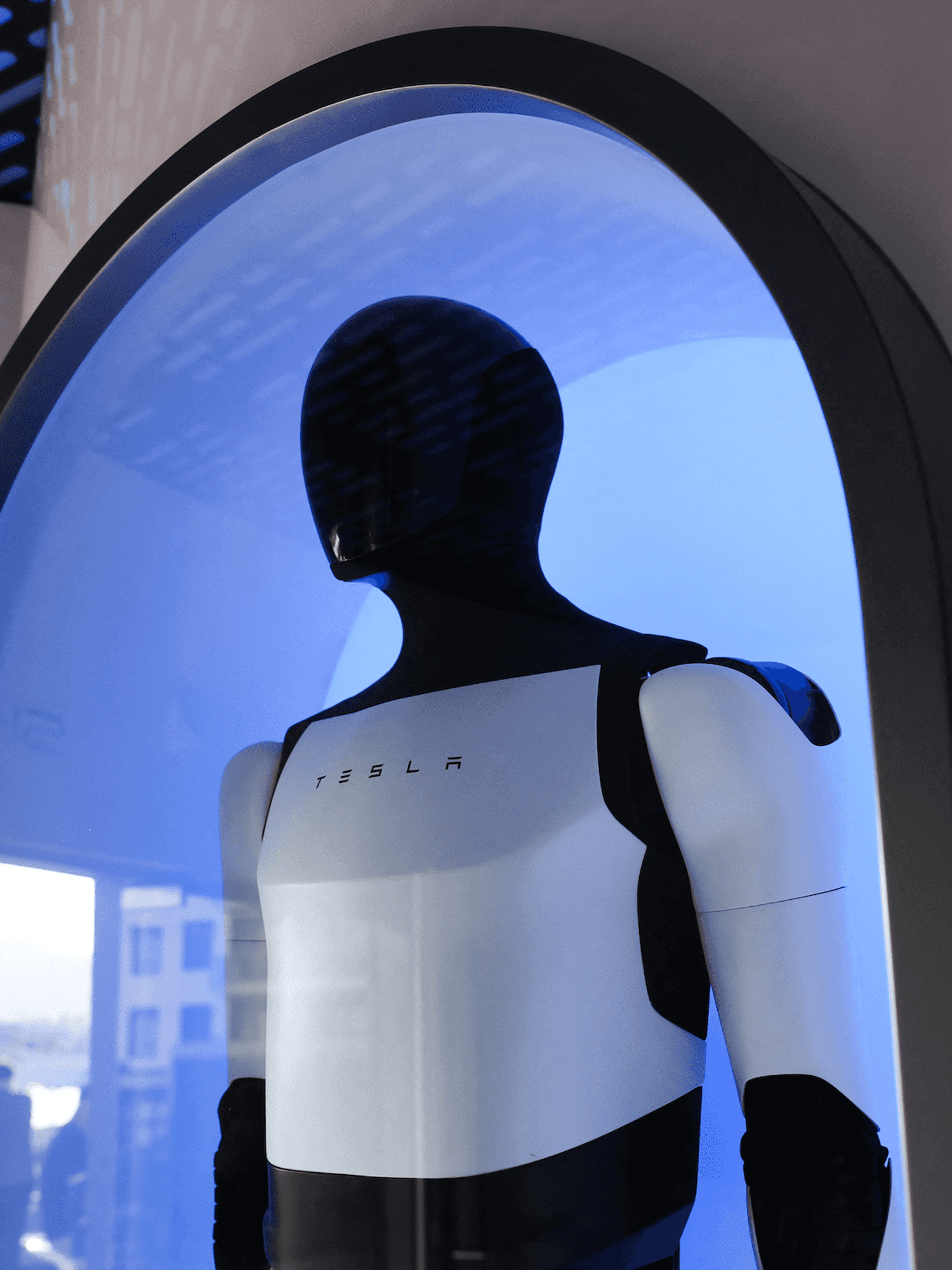 Tesla Optimus controversy explained as humanoid robot takes a tumble