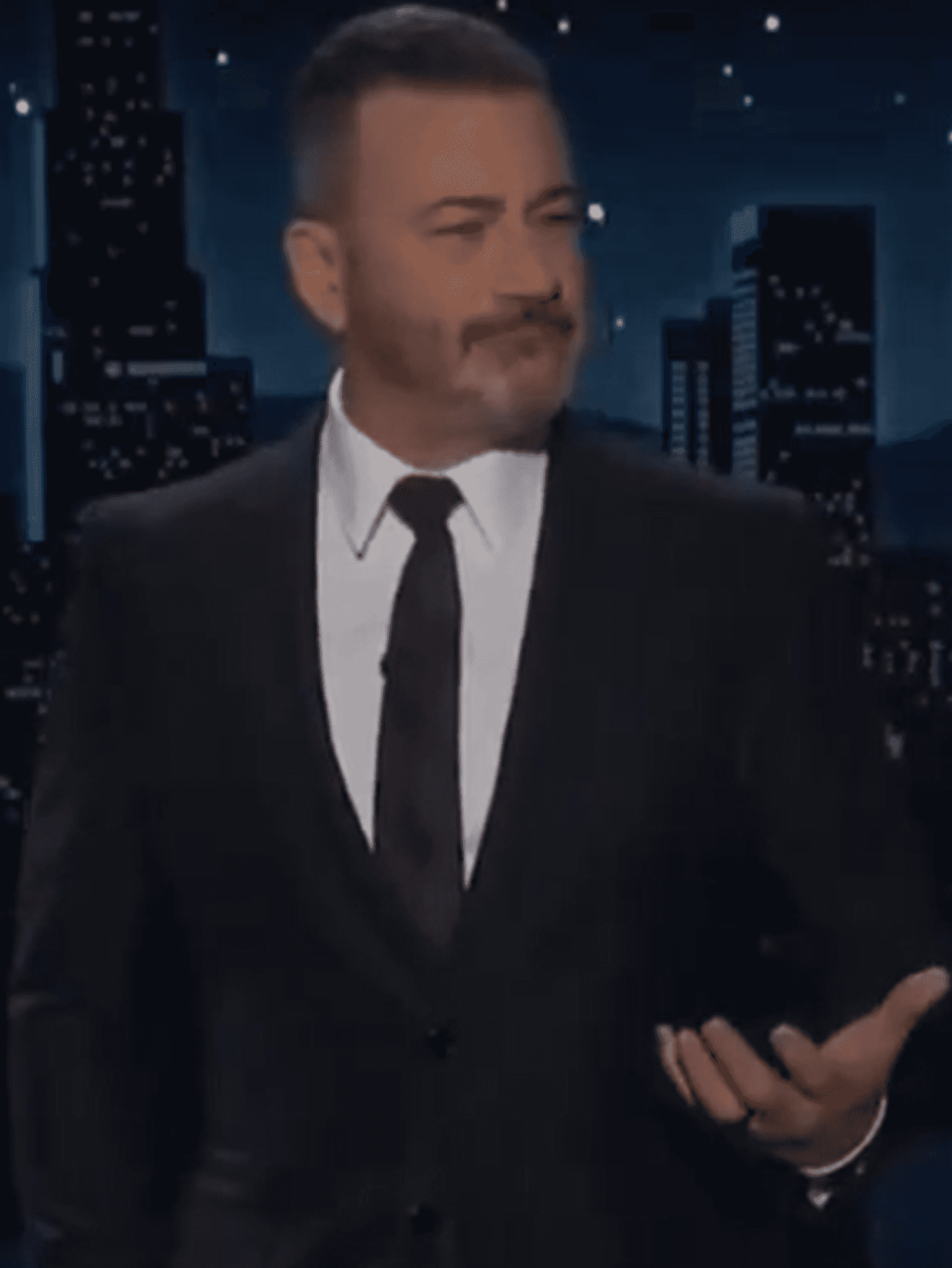 Jimmy Kimmel fights back tears discussing Alex Pretti shooting