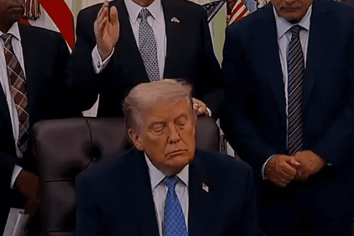 'Is this where we are now?' Reaction as Trump appears to fall asleep in the Oval Office again