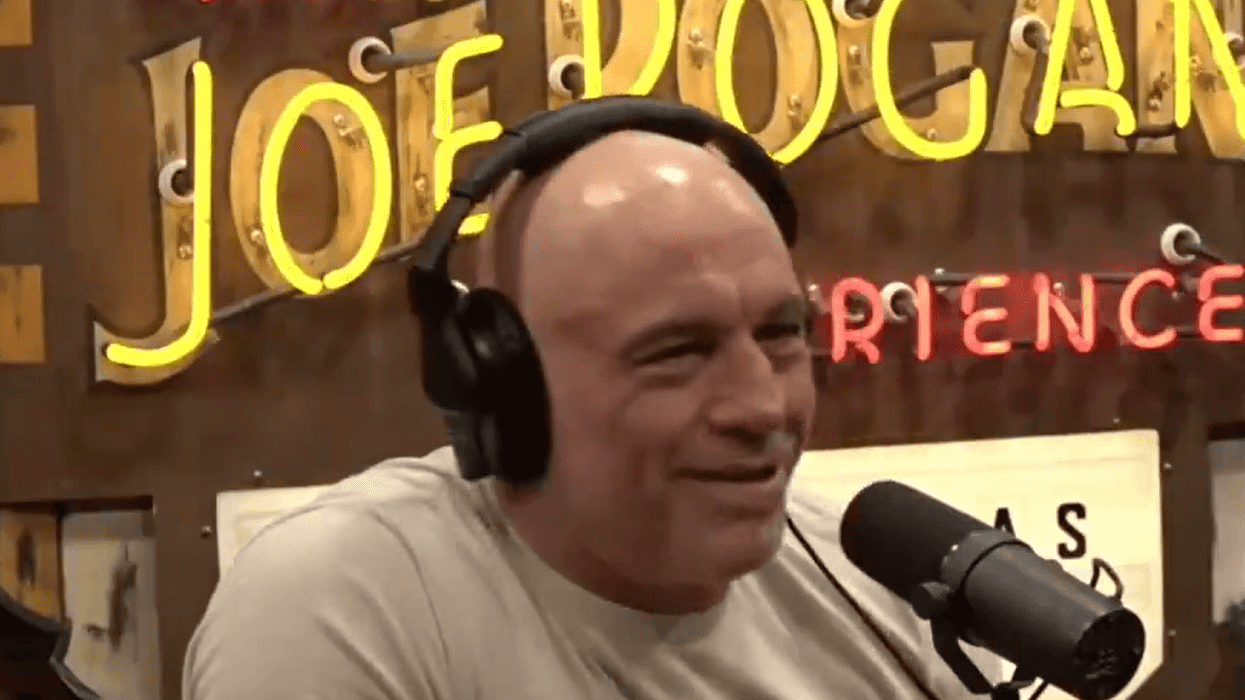 Joe Rogan calls out Trump's Lake Ontario name change: ‘It doesn’t make any sense’