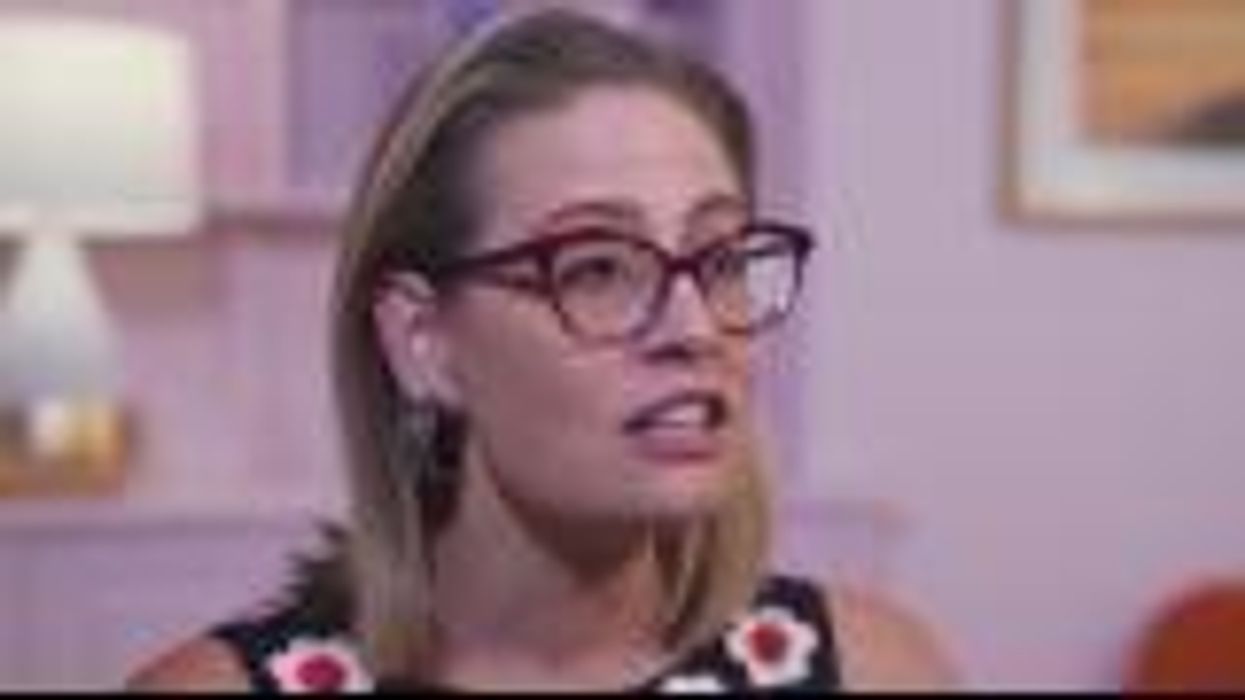 Kyrsten Sinema’s State of the Union dress has become an instant meme