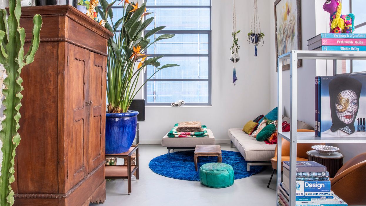 <p>Indy100 spoke to Emily Shaw, the 23-year-old interior designer who showcases her incredible transformations to her 4.3M followers </p>