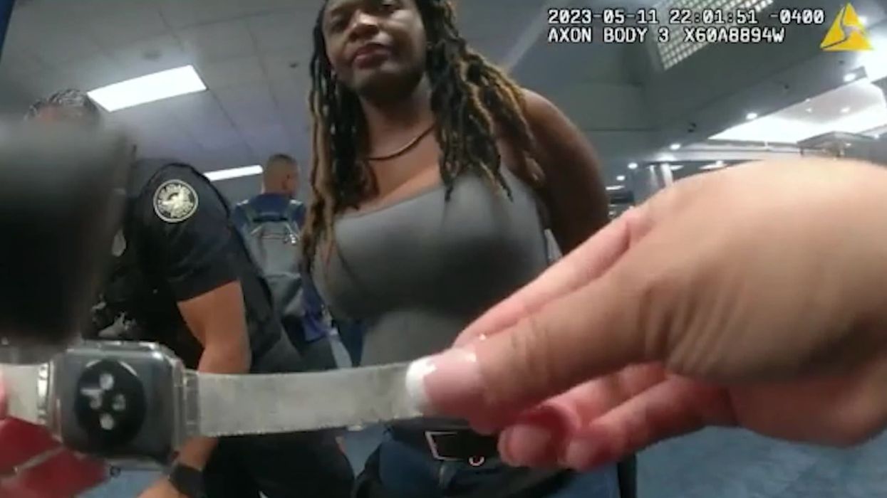 Spirit Airlines passenger goes viral after bizarre meltdown