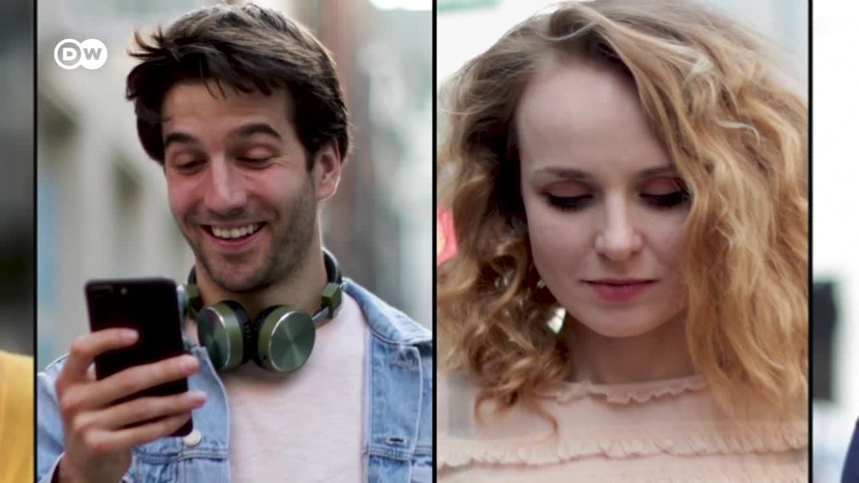 Employment lawyer warns Brits they could be sacked for using BeReal at work