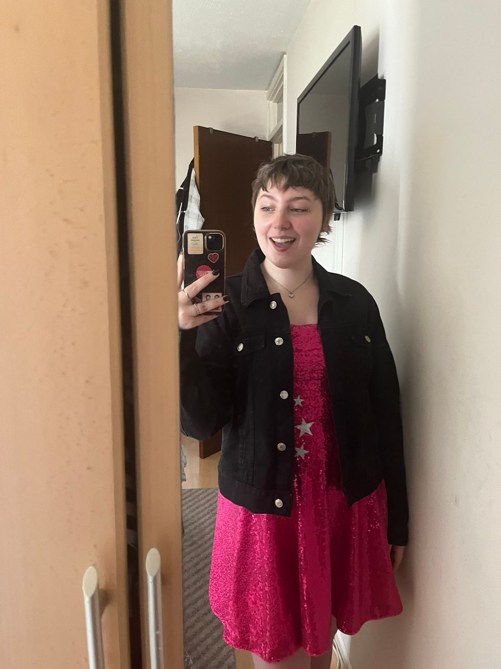 Isabel Dockings takes a selfie