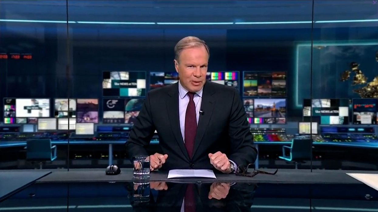 Tom Bradby recreates his iconic 'what is going on in the House of Commons' meme