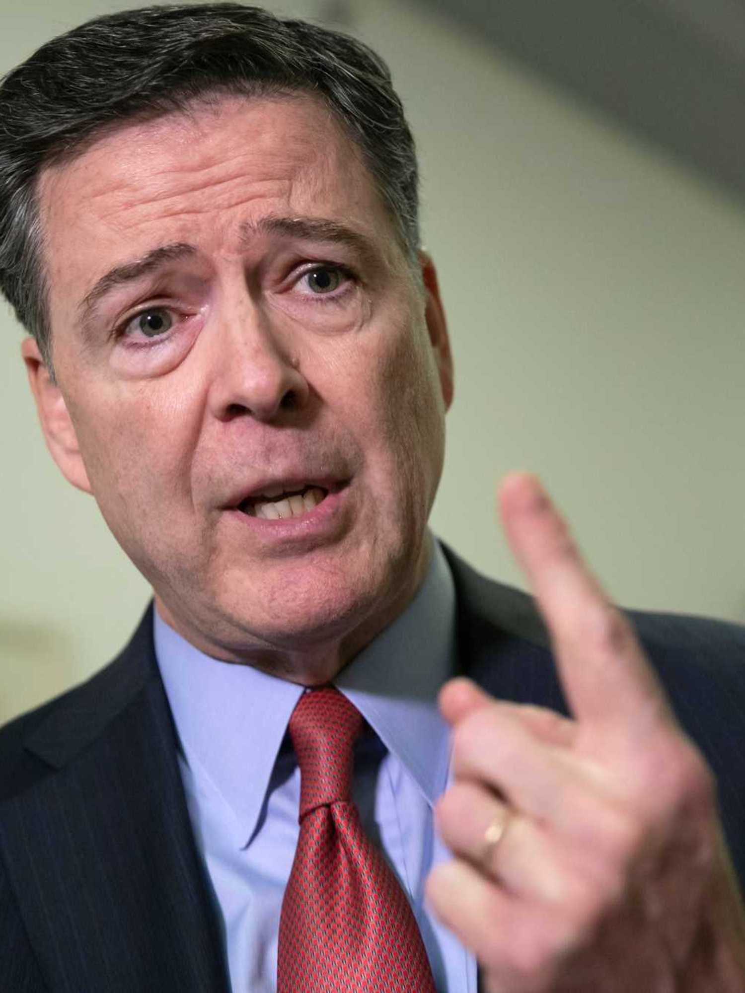 James Comey charged for threatening Trump...with seashells