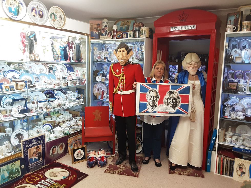 Record-breaking royal memorabilia collector flies across world for coronation