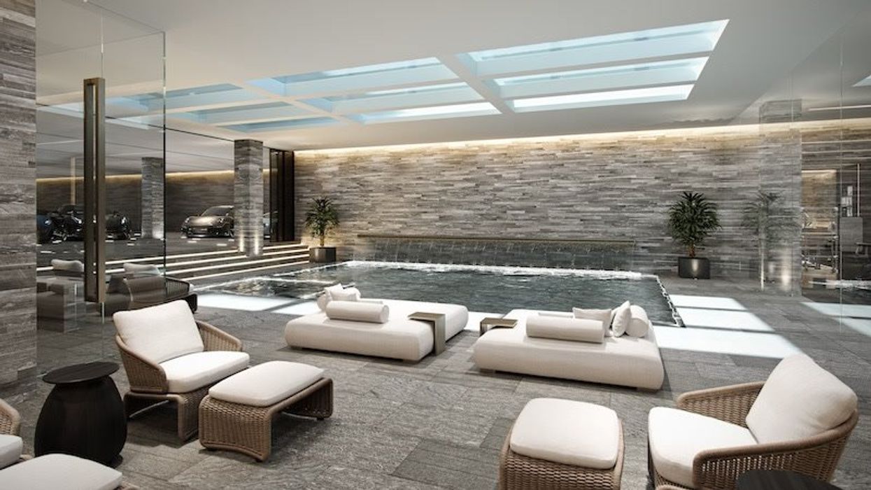 Estate sale goes viral due to every item in the house being gigantic