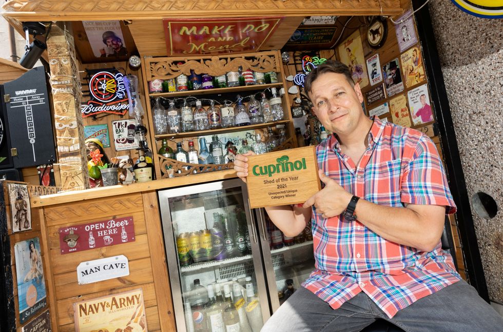 John William with his pop-up shed \u2018Bungy\u2019s Backyard Bar\u2019 (Cuprinol Shed of the Year)