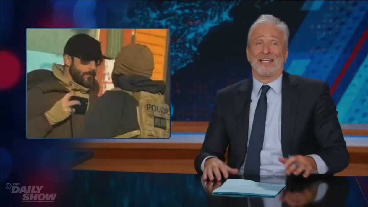 Jon Stewart accuses Trump administration of lying about shooting of Alex Pretti