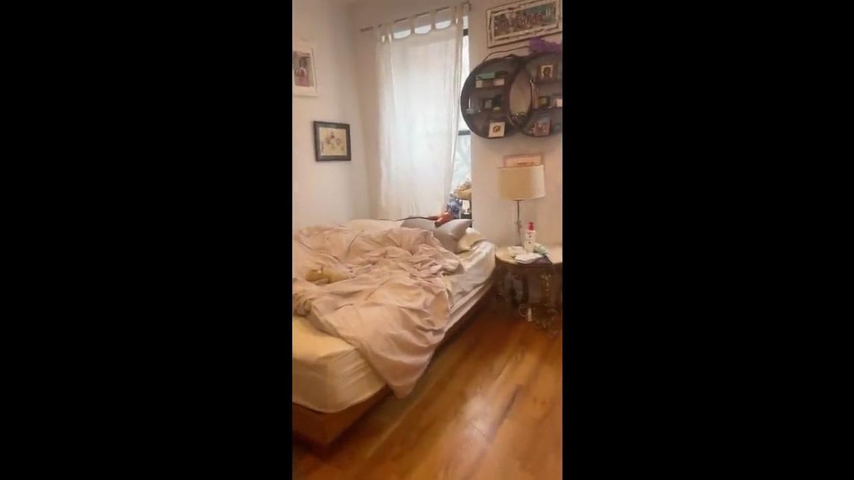 Everyone is losing it over Julia Fox living in a very normal one-bedroom apartment