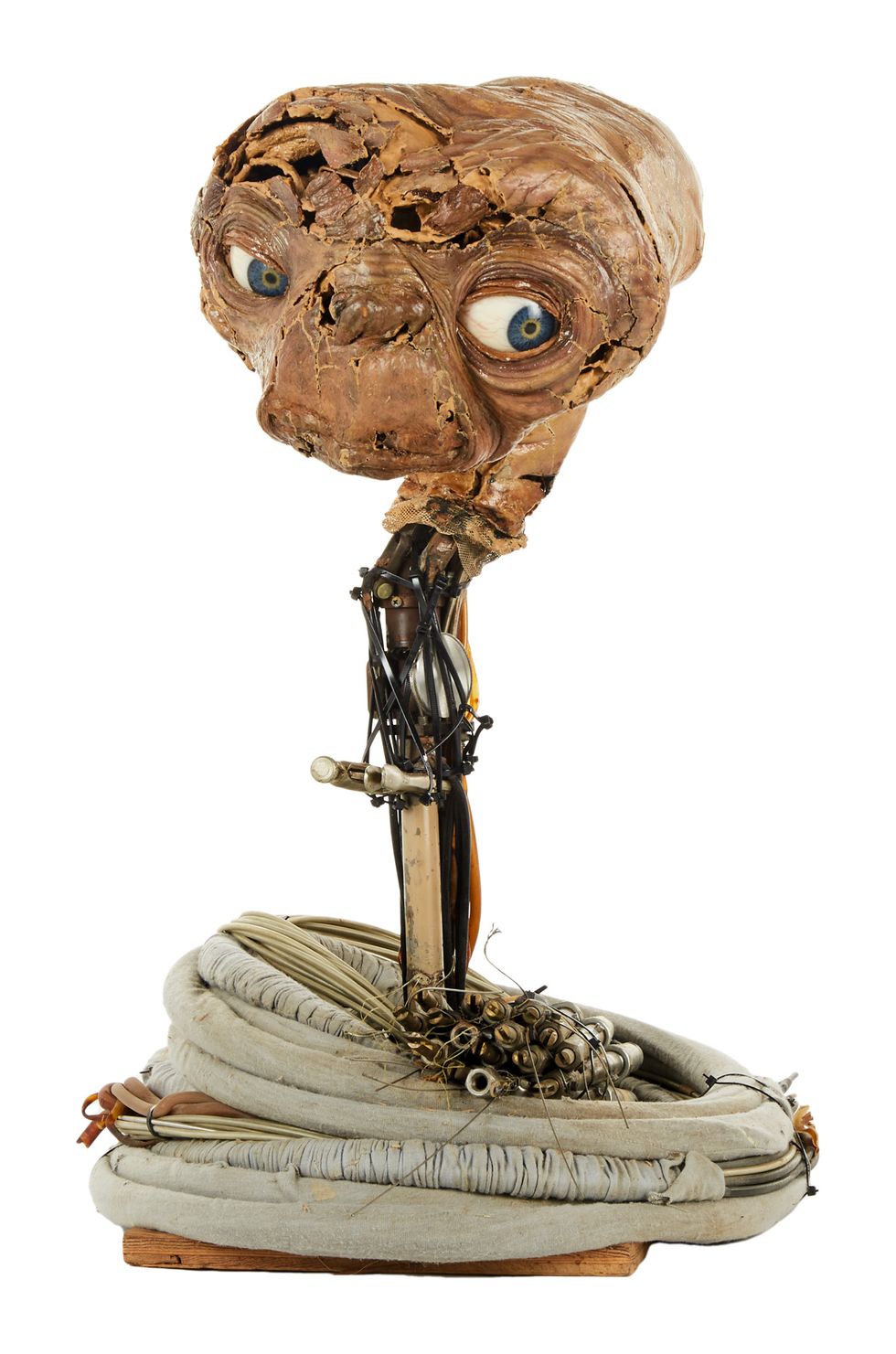 E.T. mechanical head among rare film memorabilia to go under the hammer