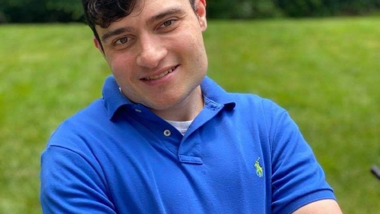 Justin, a 25-year-old from Boston in the US, has been congratulated by thousands after sharing his good news (@syndrome22q1/Twitter)