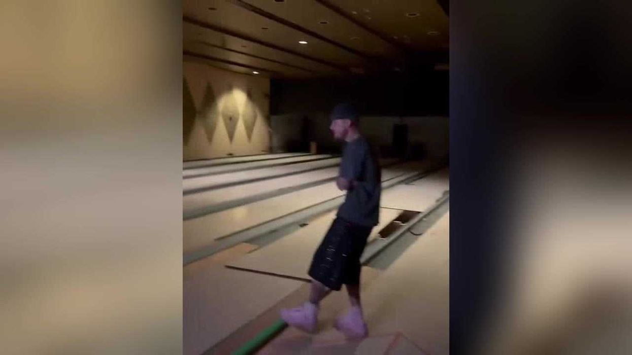 Justin Bieber fans go wild as he heads back to nostalgic location 15 years later