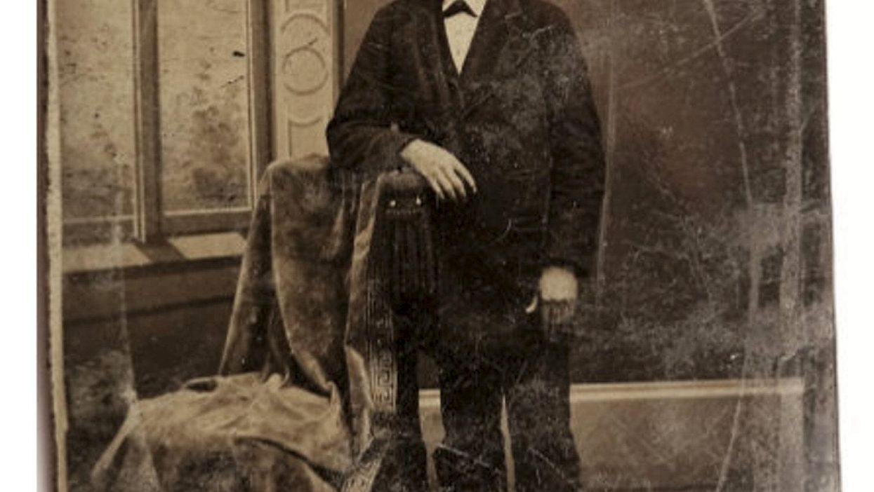 Justin Whiting's photo which might show the infamous outlaw Jesse James