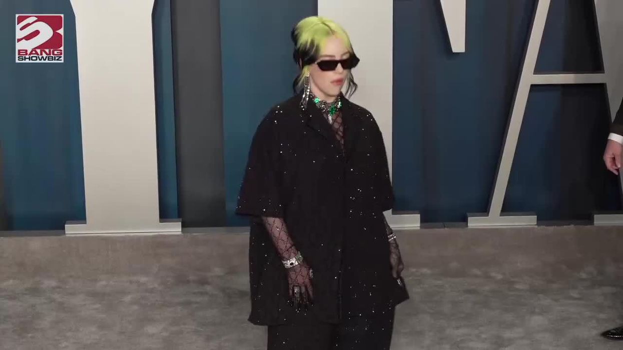 Billie Eilish denies shading Travis Scott after stopping concert to help fan