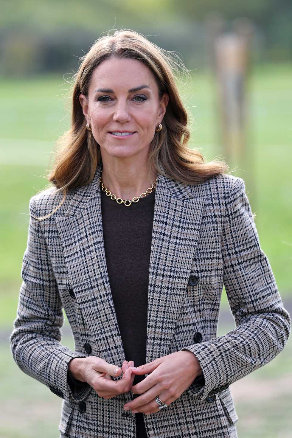 Kate hosts fellow Three Peaks challenge fundraisers at Windsor Castle