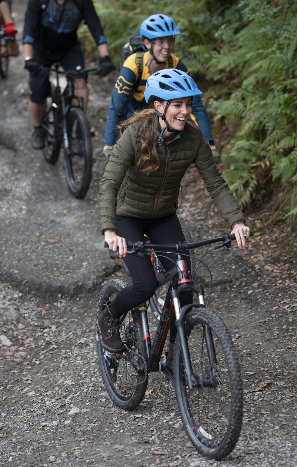Kate goes mountain biking with the Royal Air Force Air Cadets (Andy Stenning/Daily Mirror/PA)