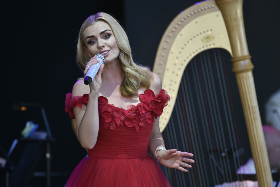 Katherine Jenkins reunited with lost luggage before singing at Pope’s concert