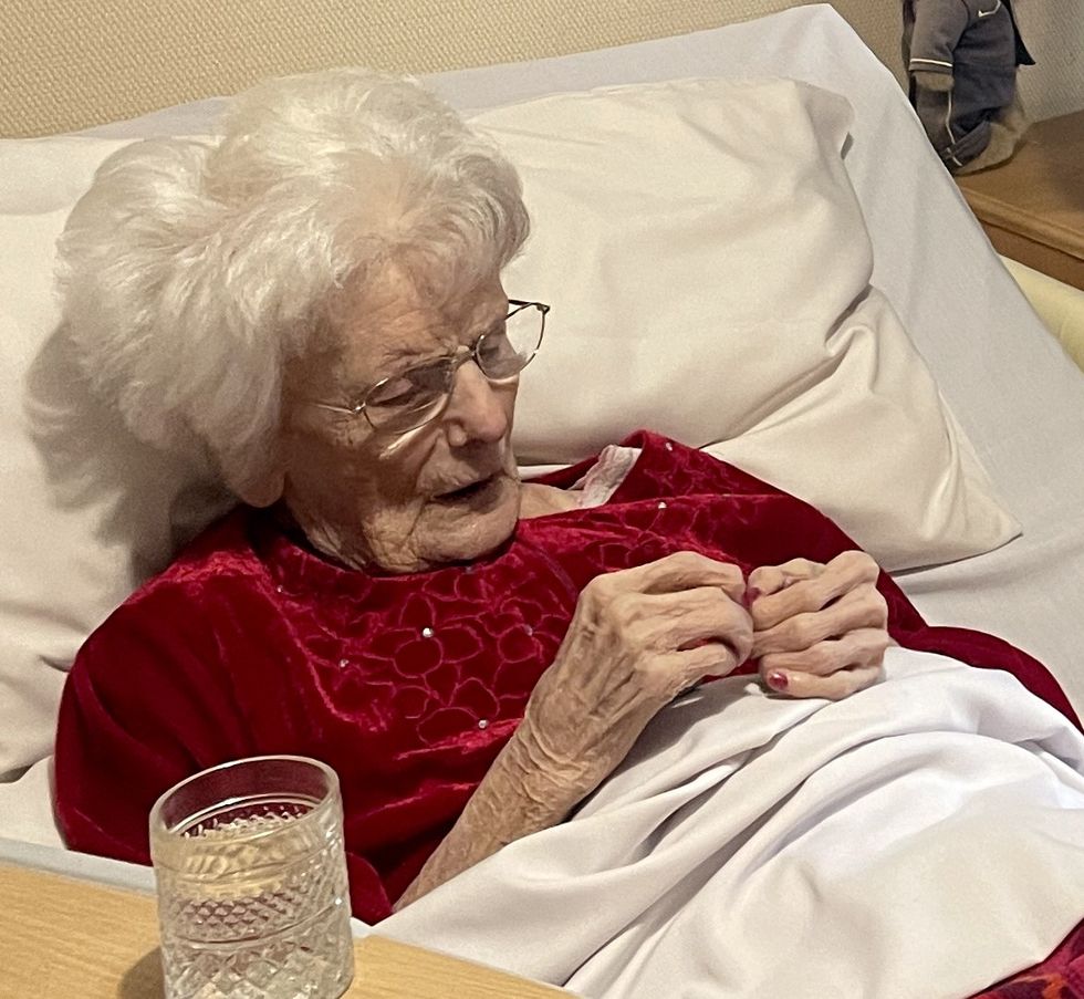 100-year-old woman receives medal for work on Second World War Spitfires