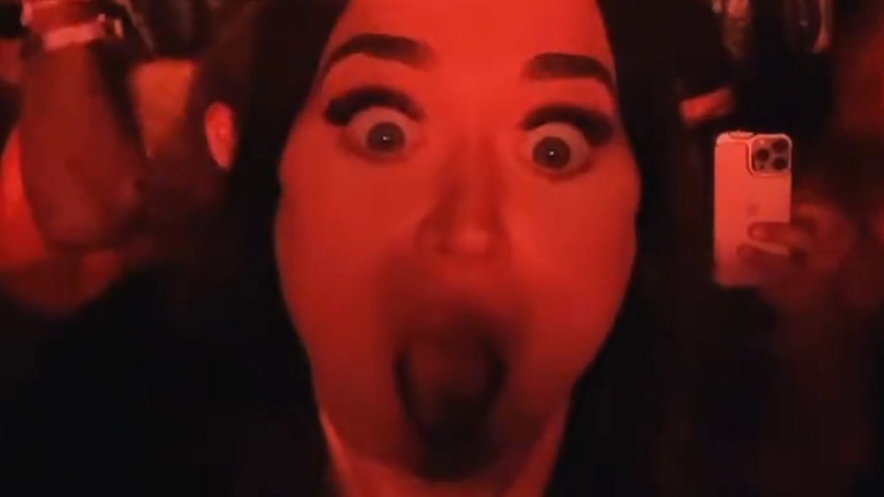 Katy Perry reacts to Bad Blood at Taylor Swift concert