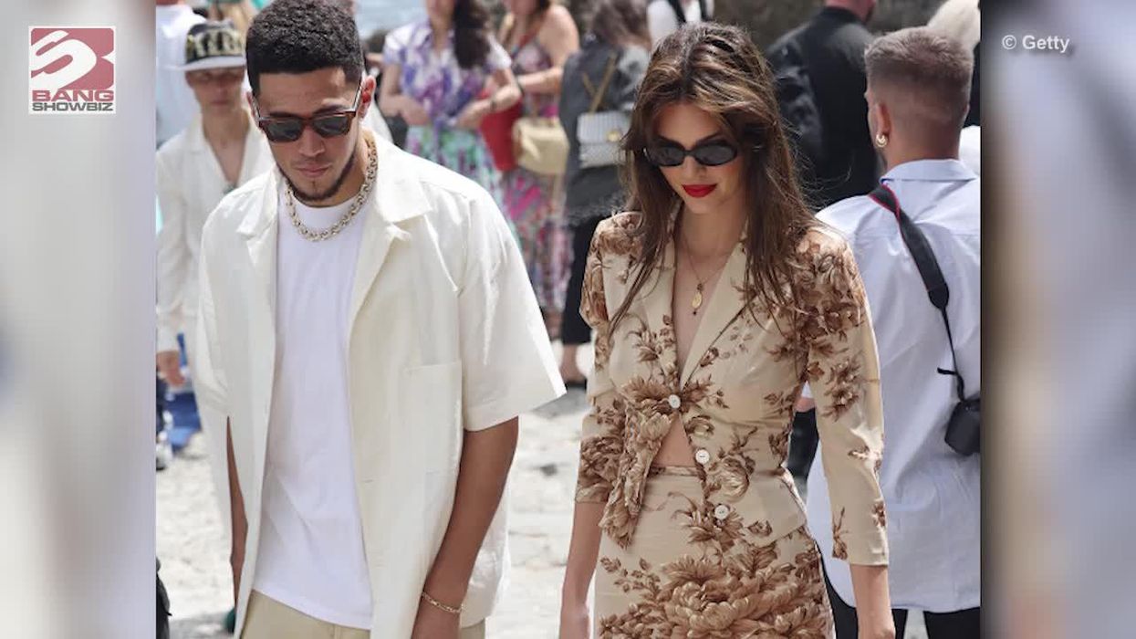 Ulrika Jonsson copies Kendall Jenner and sunbathes completely naked