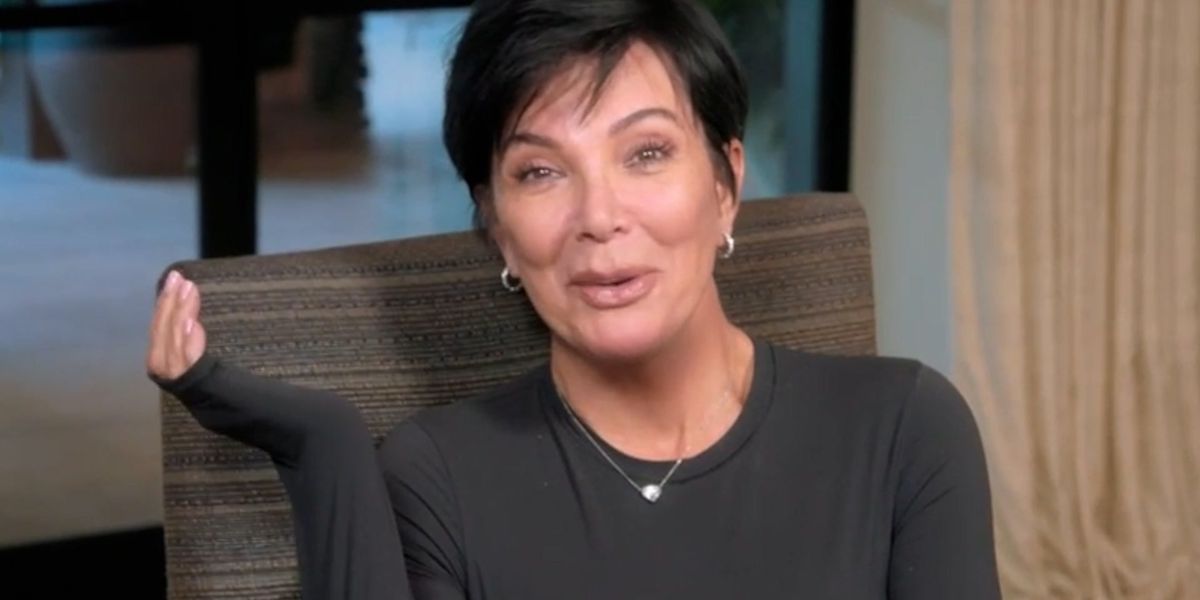 Khloe Kardashian Uncomfortably Discusses Foot Fetishes with Kris Jenner on Camera Khloe Kardashian Uncomfortably Discusses Foot Fetishes with Kris Jenner on Camera