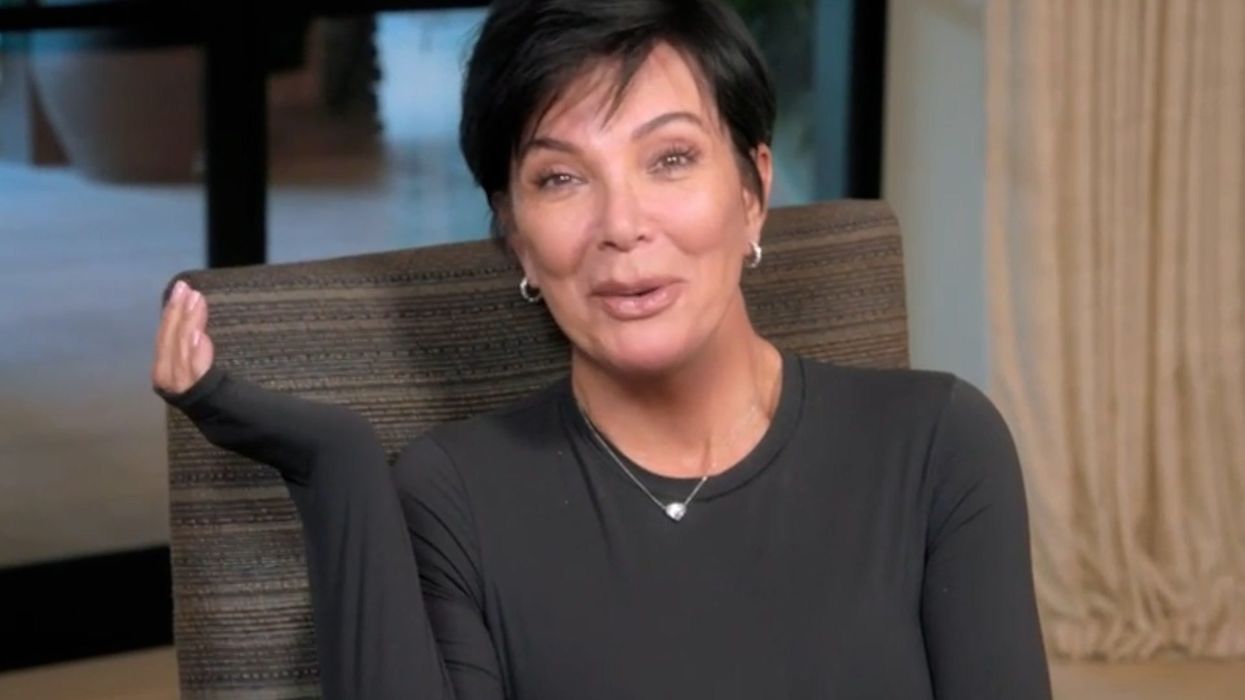 Khloe Kardashian awkwardly explains foot fetishes to Kris Jenner on camera