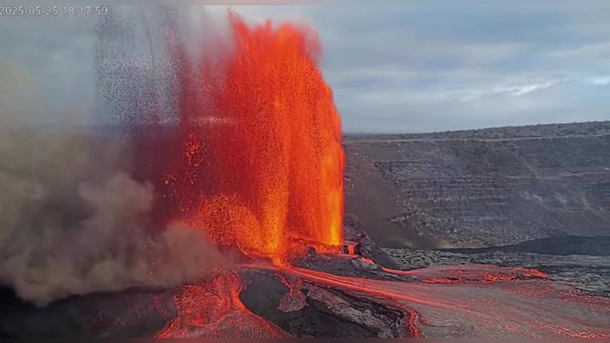 Watch as volcano in Hawaii erupts for fifth month in a row and sends lava 1000ft in the air