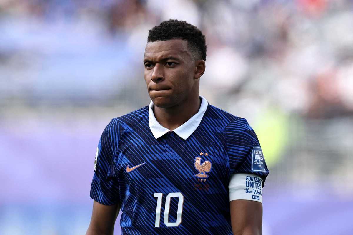 Kylian Mbappé calls out Paraguay senator's 'brazen racism'
