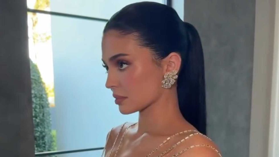 Golden Globes 2026: This Is Exactly How Kylie Jenner Got Ready For The  Biggest Night In Hollywood