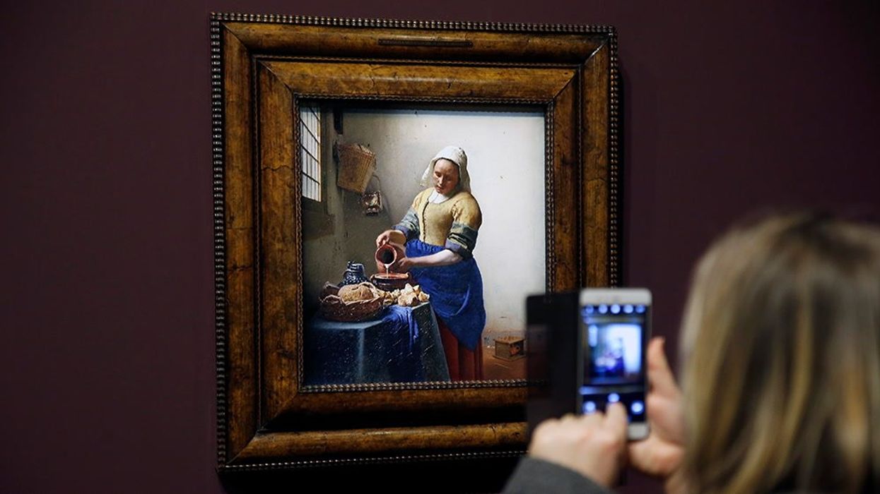 People think they’ve spotted ‘hidden iPhone’ in 350-year-old painting