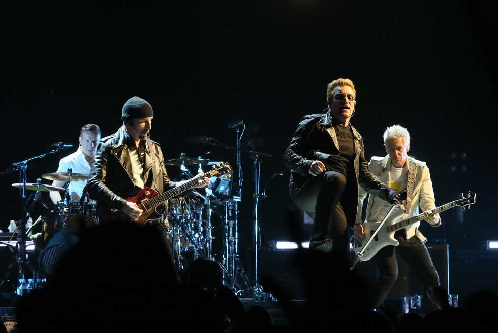 U2 go back to school where they formed for special performance