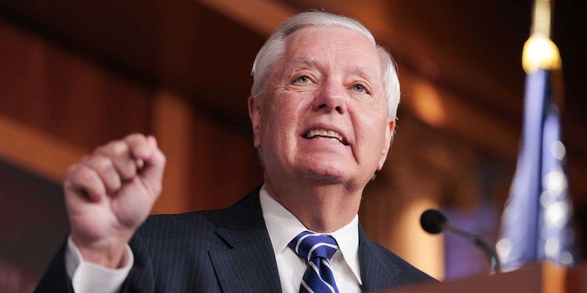 Lindsey Graham's 2016 tweet on Trump resurfaces following senator’s death
