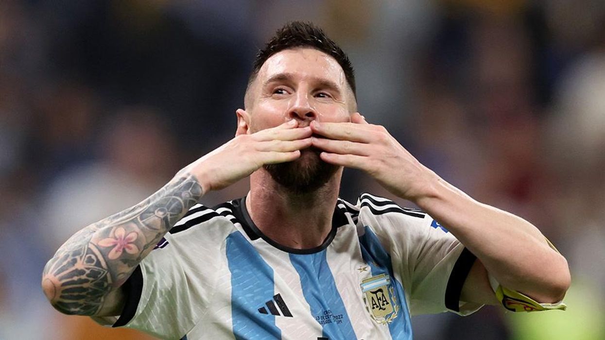 Argentinian reporter gives emotional speech to Lionel Messi after World Cup semi-final win