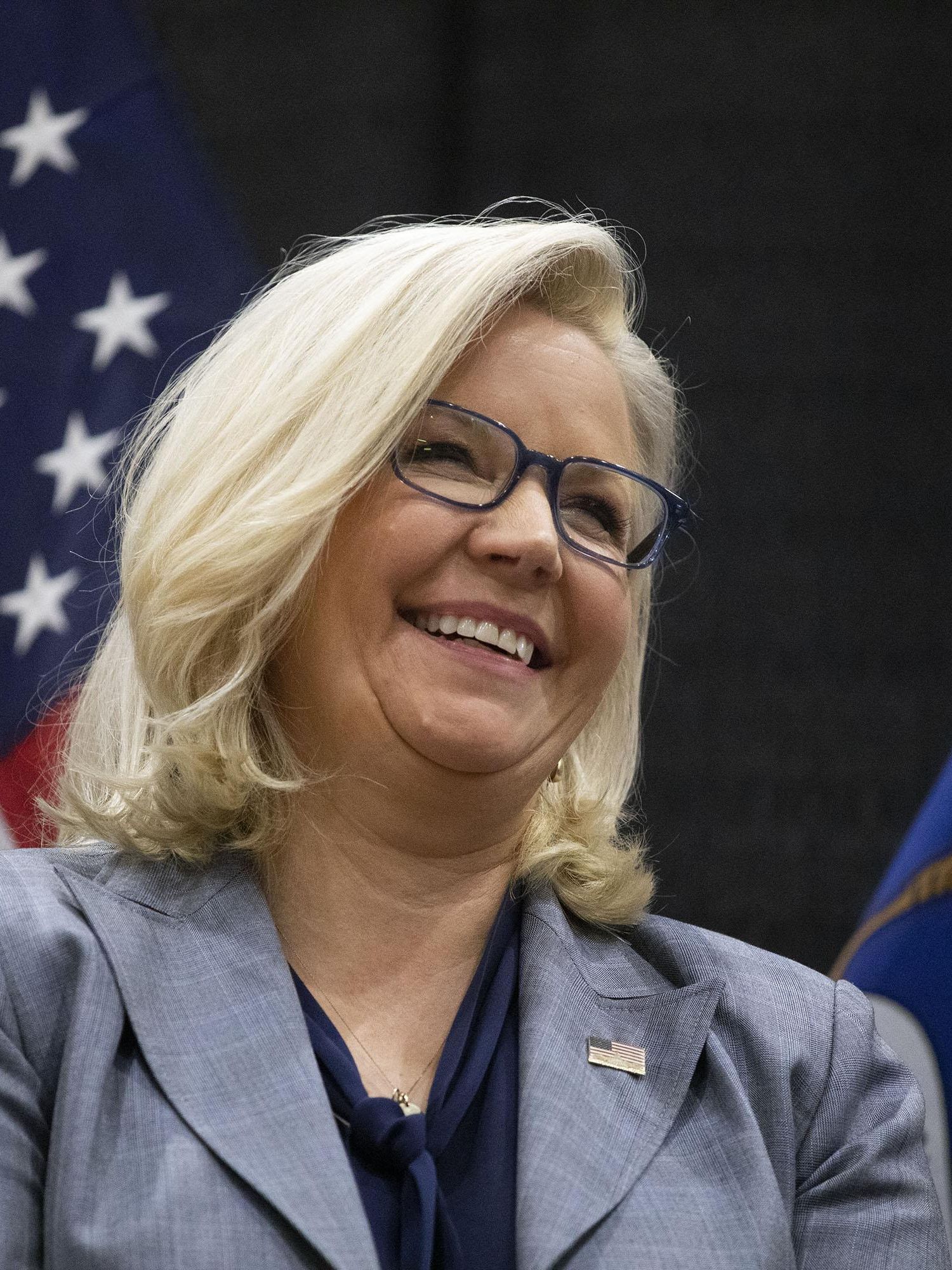 Liz Cheney trolls Kari Lake just hours after losing Arizona governor election