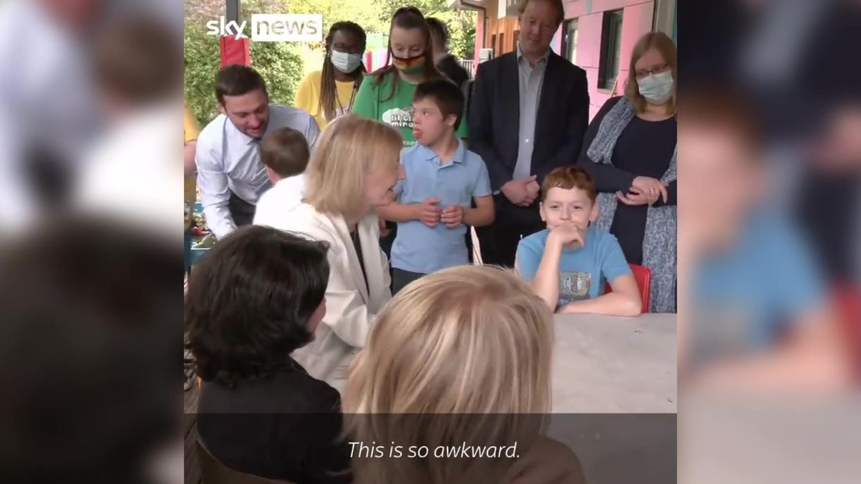 School kids tell Liz Truss 'we hate Boris Johnson' in awkward interaction