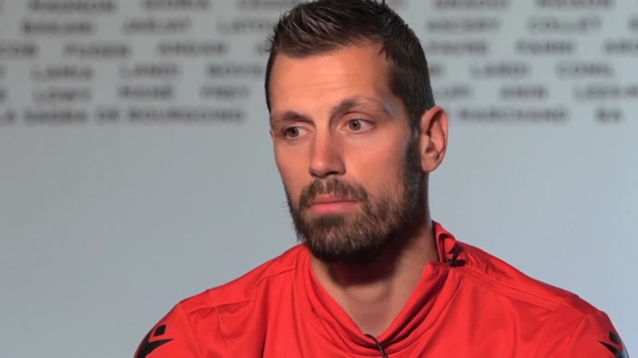 Ex-Man Utd star has contract terminated at new club just 9 days after signing